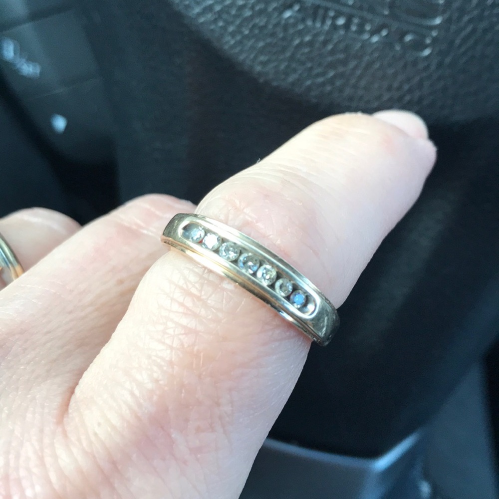 Men’s 10k gold wedding band